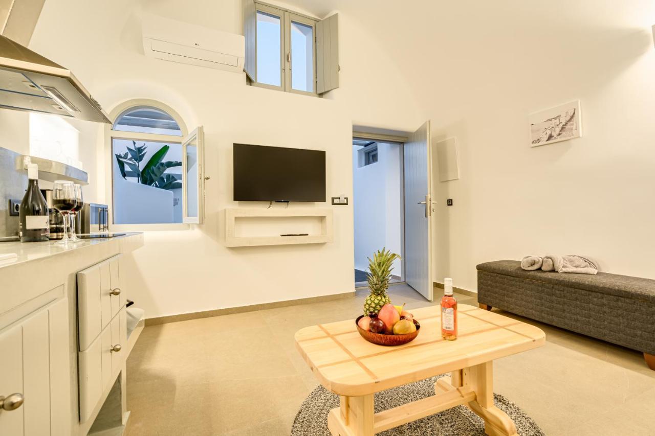 Tiara Suites Santorini 费拉 外观 照片