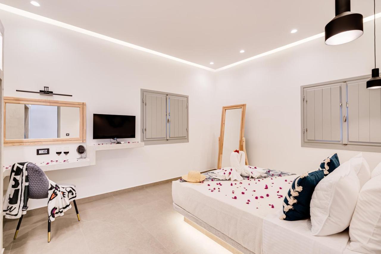 Tiara Suites Santorini 费拉 外观 照片