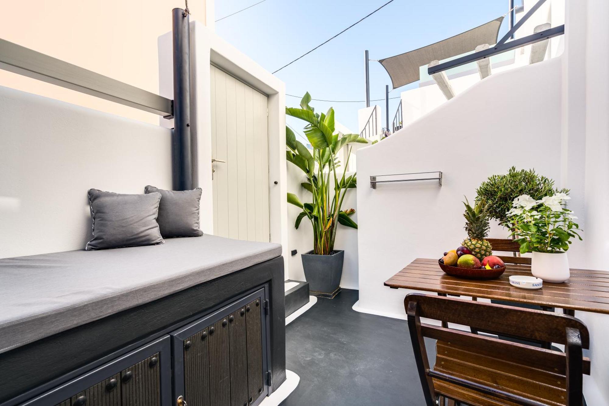 Tiara Suites Santorini 费拉 外观 照片