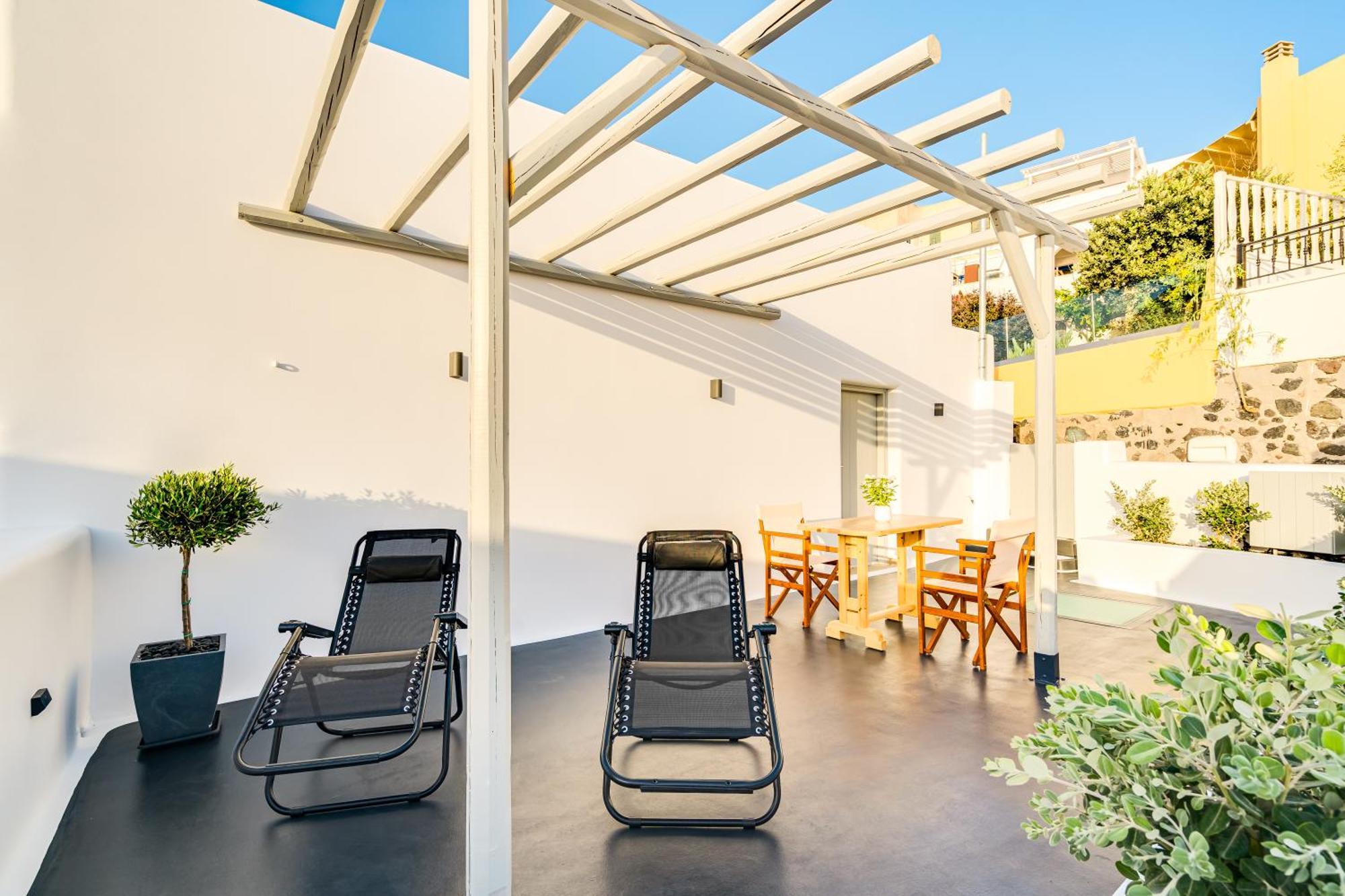 Tiara Suites Santorini 费拉 外观 照片