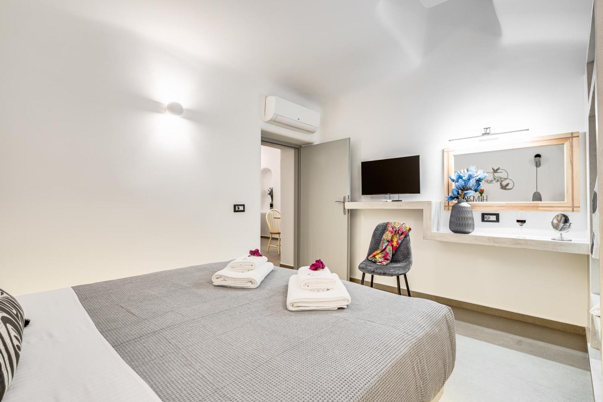 Tiara Suites Santorini 费拉 外观 照片