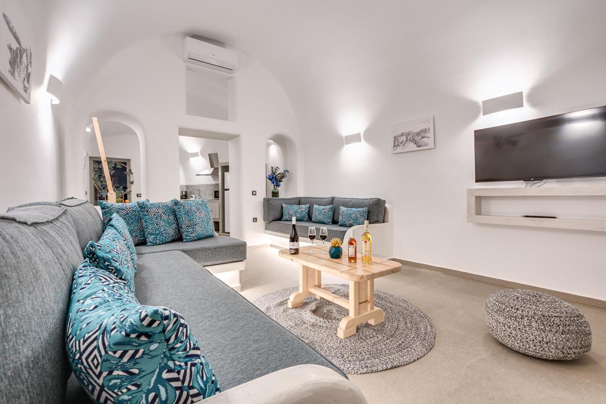 Tiara Suites Santorini 费拉 外观 照片