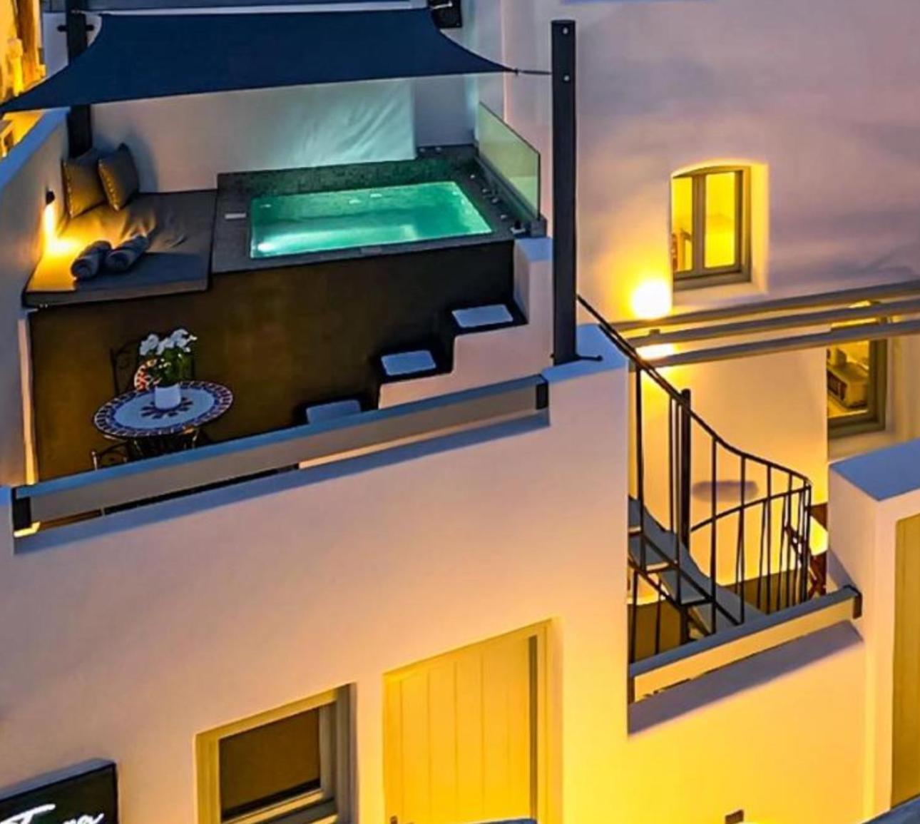 Tiara Suites Santorini 费拉 外观 照片